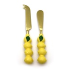 Ost- och smörknivsset i citronform