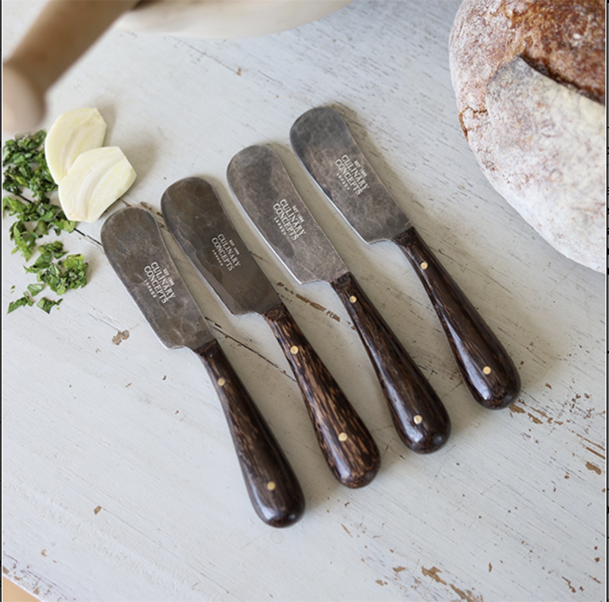 Smörknivar i kokosnötsträ – 4-pack