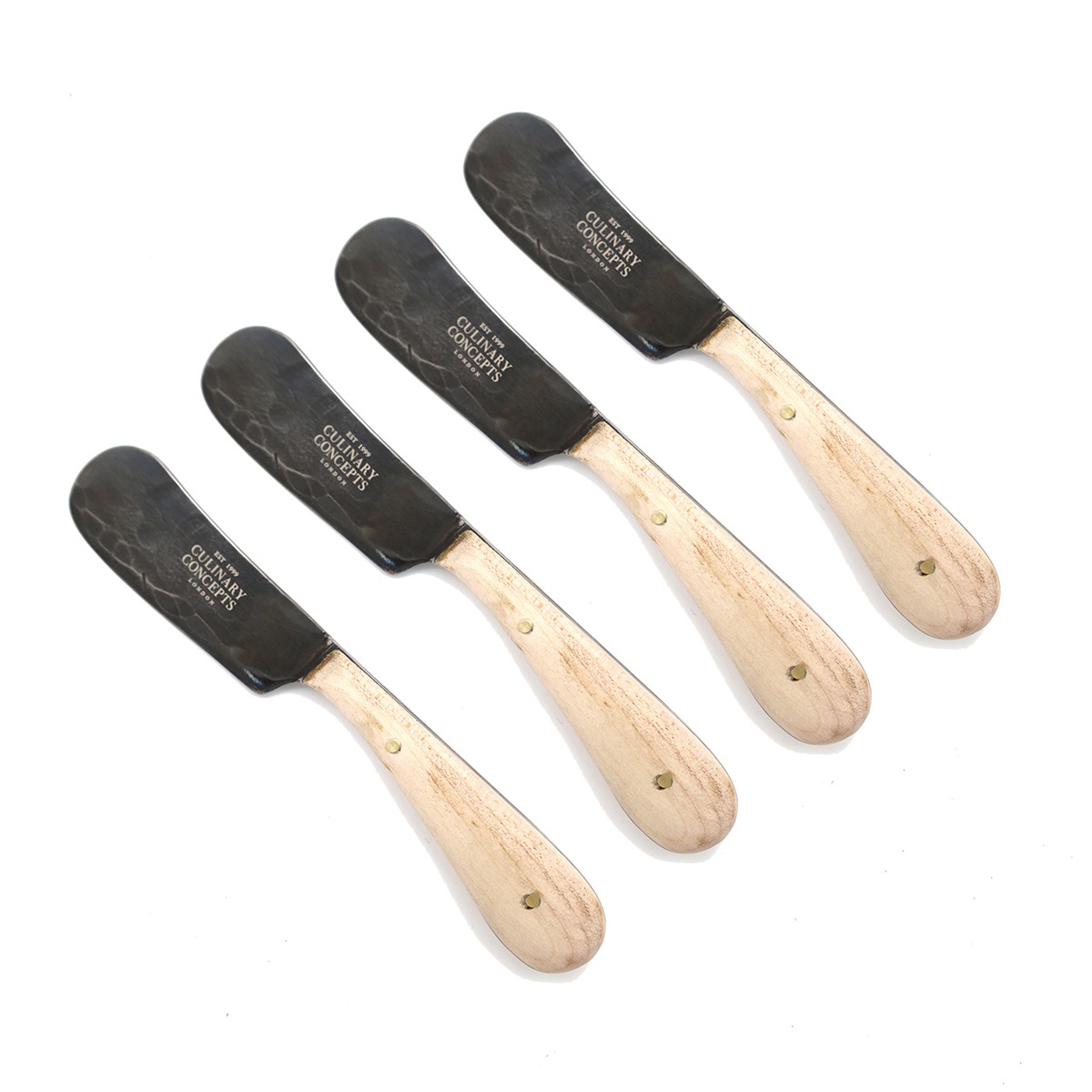 Set med smörknivar i ljus ek 4-pack